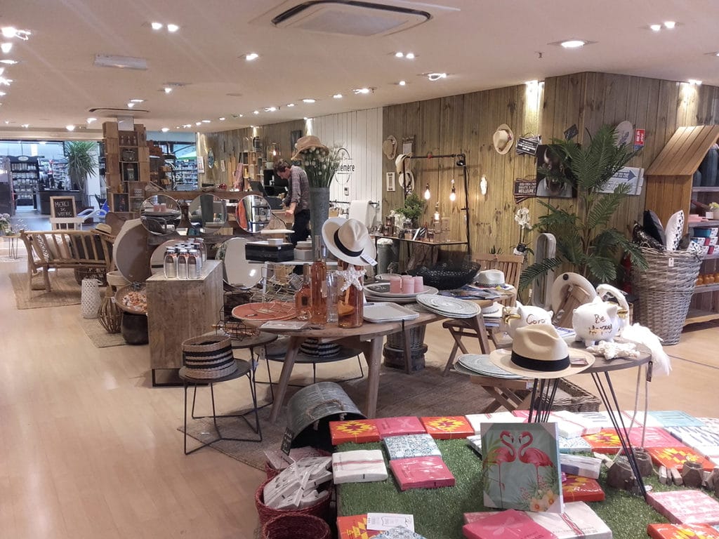 Commerce rénovation architecture - magasin déco