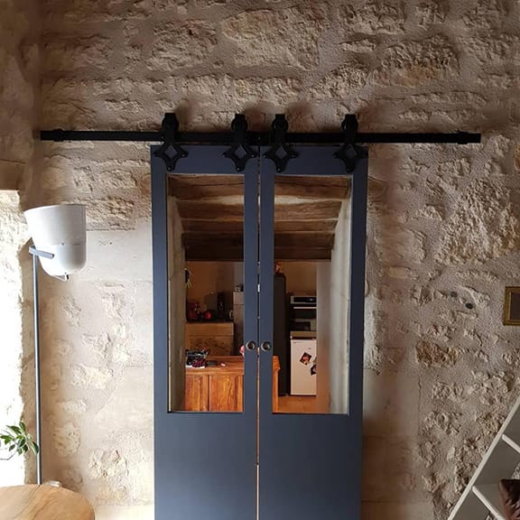 Porte coulissante industrielle